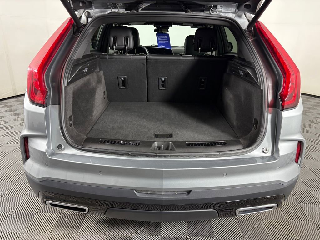Used 2024 Cadillac XT4 Premium Luxury image 31