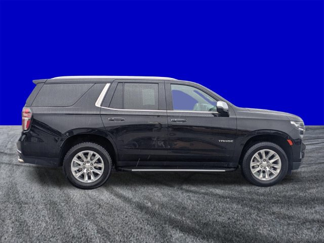 Used 2024 Chevrolet Tahoe Premier RWD image 3
