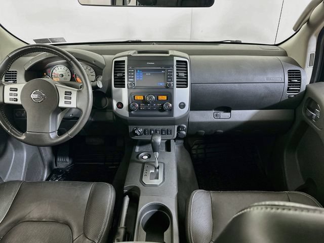 Used 2020 Nissan Frontier PRO-4X w/ Pro-4x Utility Package AWD/4WD image 14