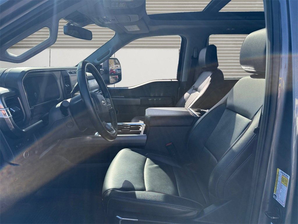 Certified 2023 Ford F450 Lariat w/ Camper Package image 9