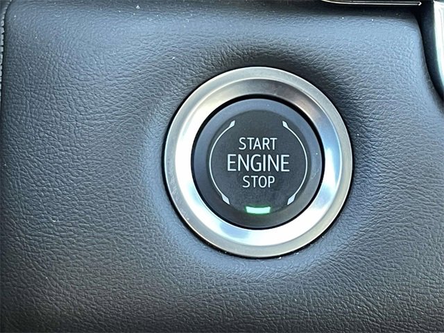 Used 2024 GMC Canyon Elevation w/ Elevation Premium Package image 24