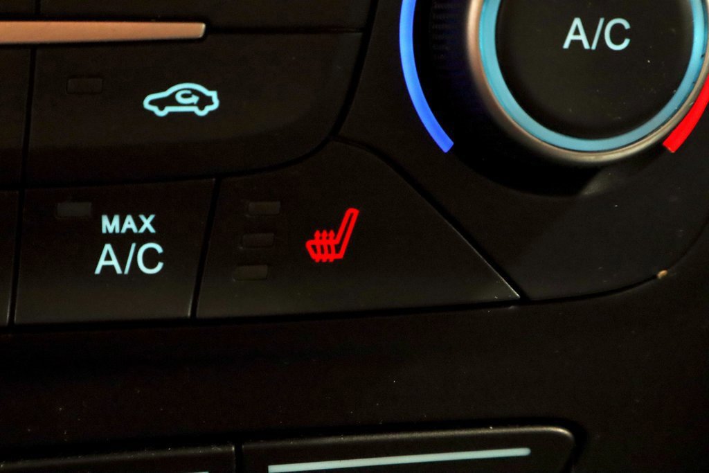 Certified 2018 Ford Escape SE image 30