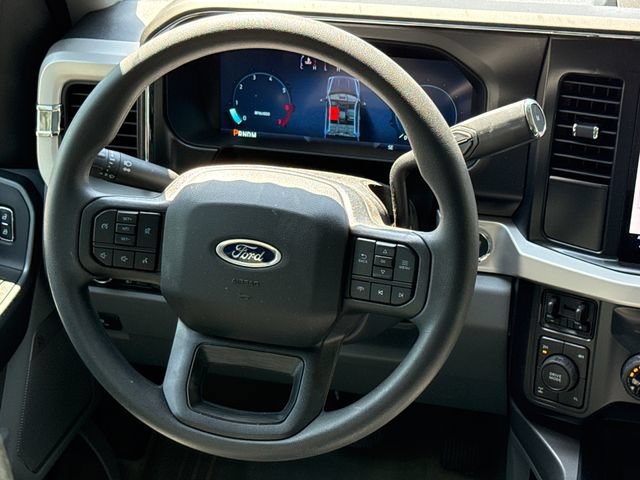 Certified 2026 Ford F250 XLT w/ XLT Premium Package AWD/4WD image 14