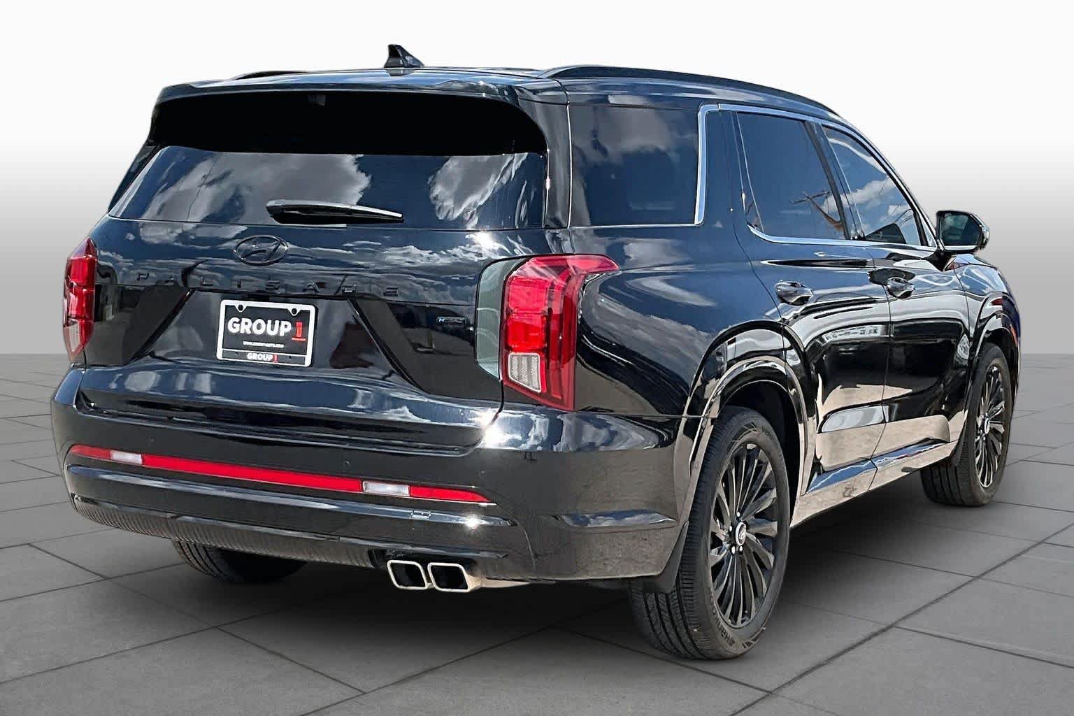 Used 2025 Hyundai Palisade Calligraphy AWD/4WD image 12