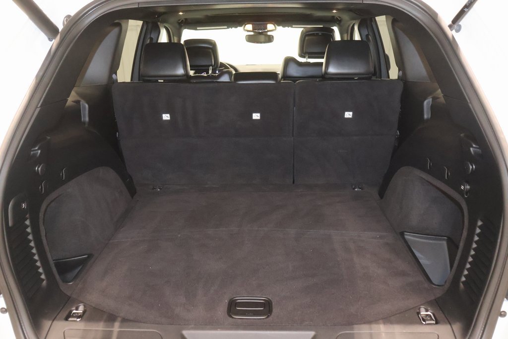 Used 2020 Jeep Grand Cherokee Limited image 39