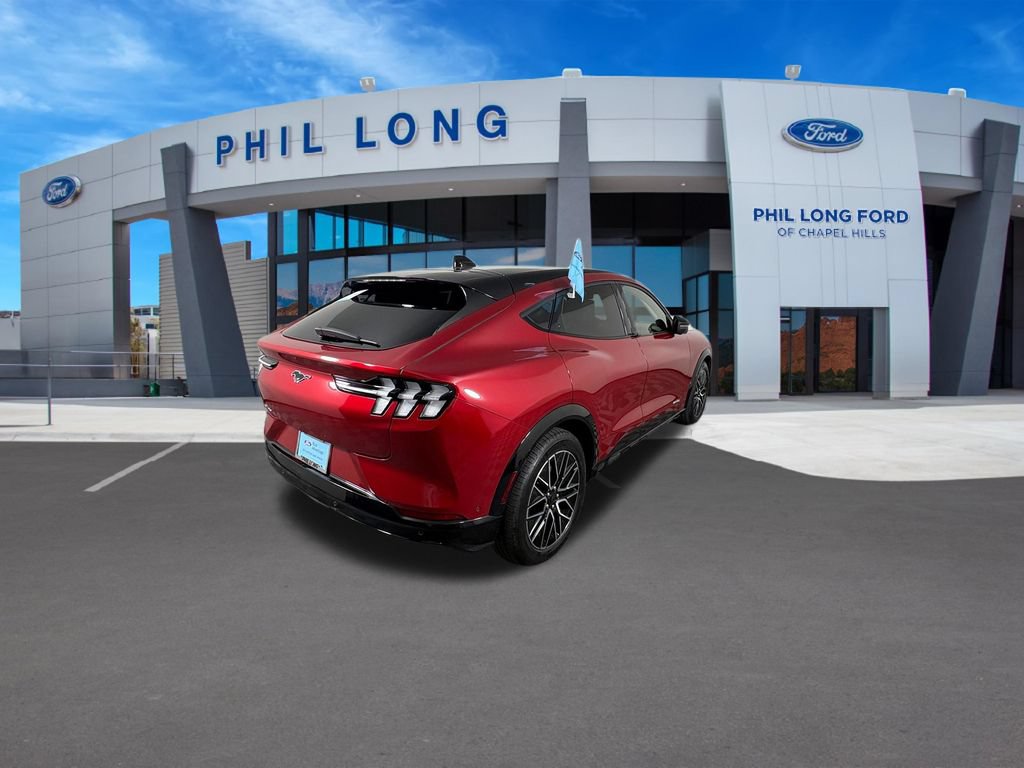 Certified 2024 Ford Mustang Mach-E Premium AWD/4WD image 5