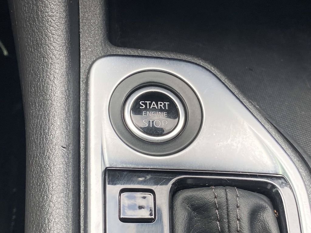 Used 2025 Nissan Sentra SV w/ All-Weather Package FWD image 30