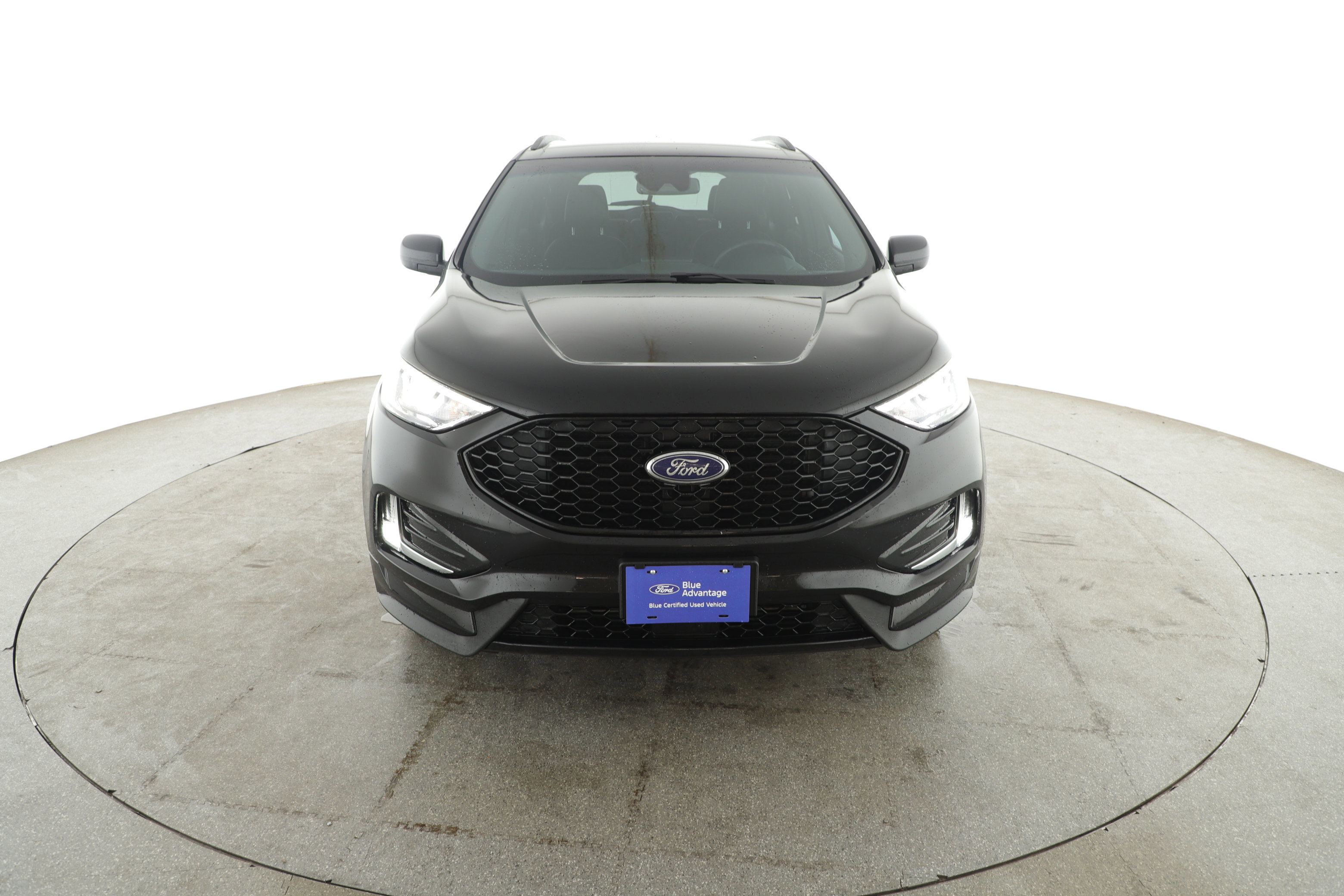 Certified 2024 Ford Edge ST-Line image 3