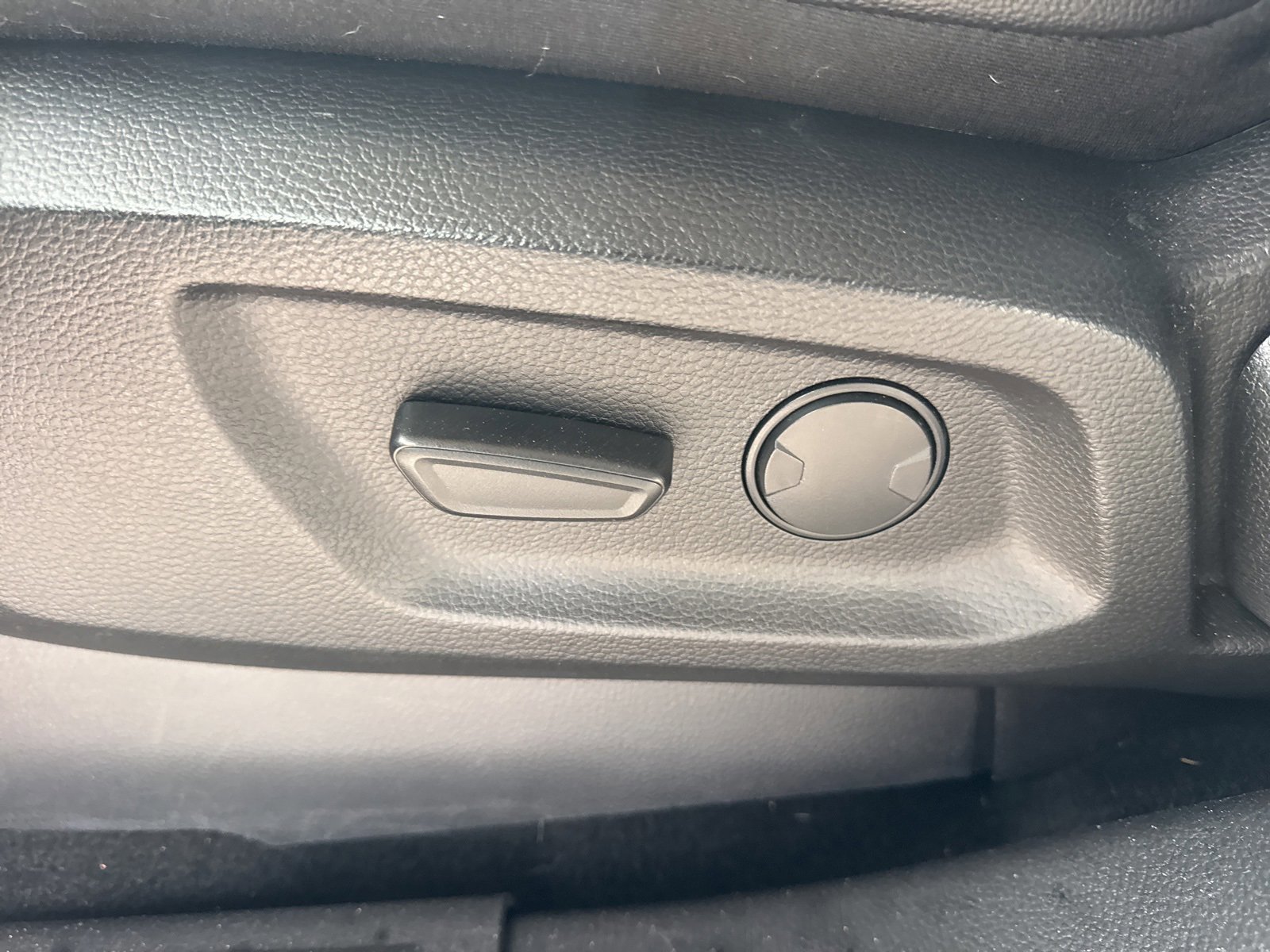 Certified 2019 Ford Ranger Lariat w/ Equipment Group 501A Mid image 25