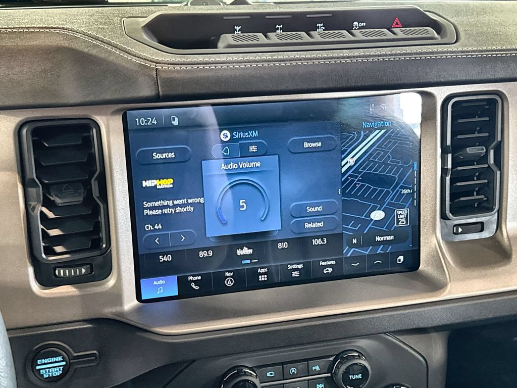Certified 2026 Ford Bronco Outer Banks w/ Sasquatch Package AWD/4WD image 19