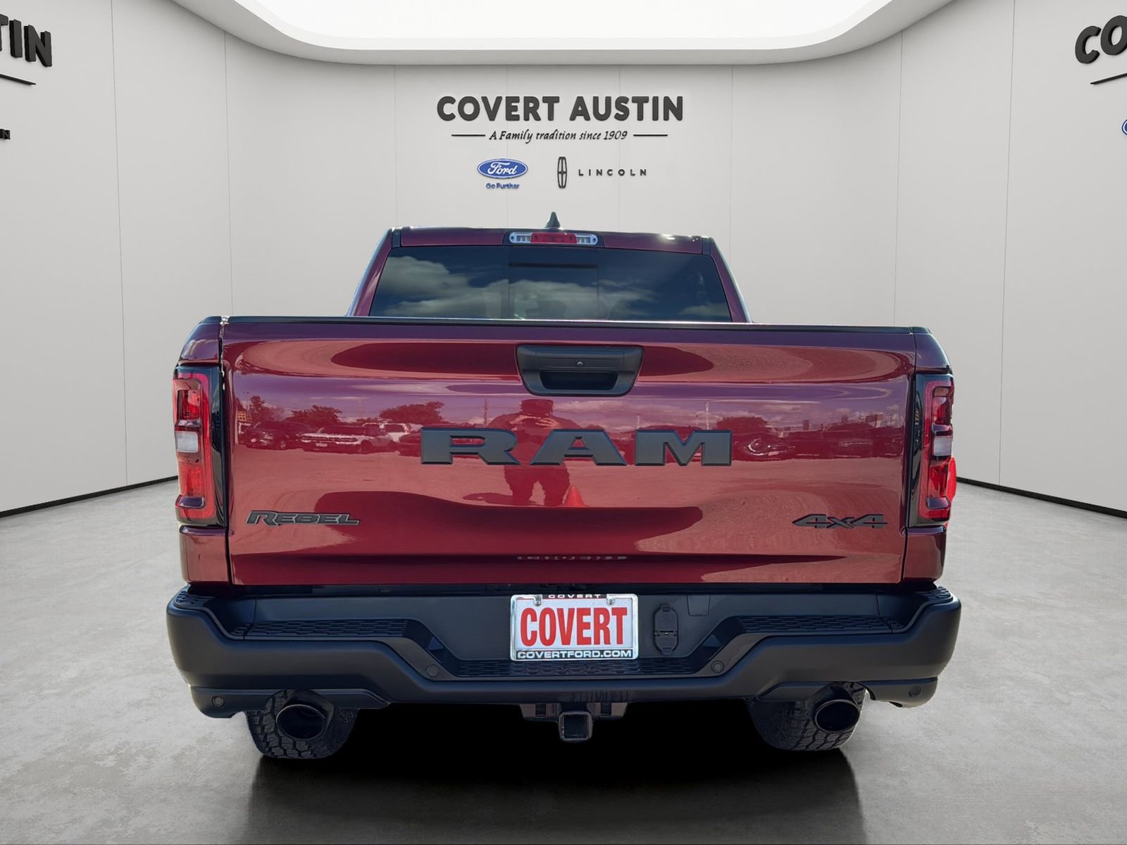 Used 2025 RAM 1500 Rebel w/ Rebel Level 1 Equipment Group AWD/4WD image 4