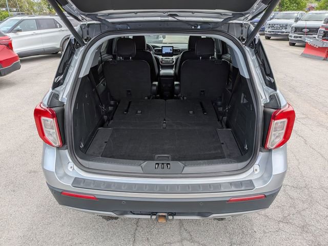 Certified 2023 Ford Explorer XLT w/ Equipment Group 202A AWD/4WD image 18