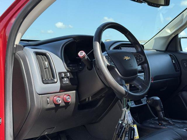 Used 2021 Chevrolet Colorado Z71 w/ Safety Package AWD/4WD image 12
