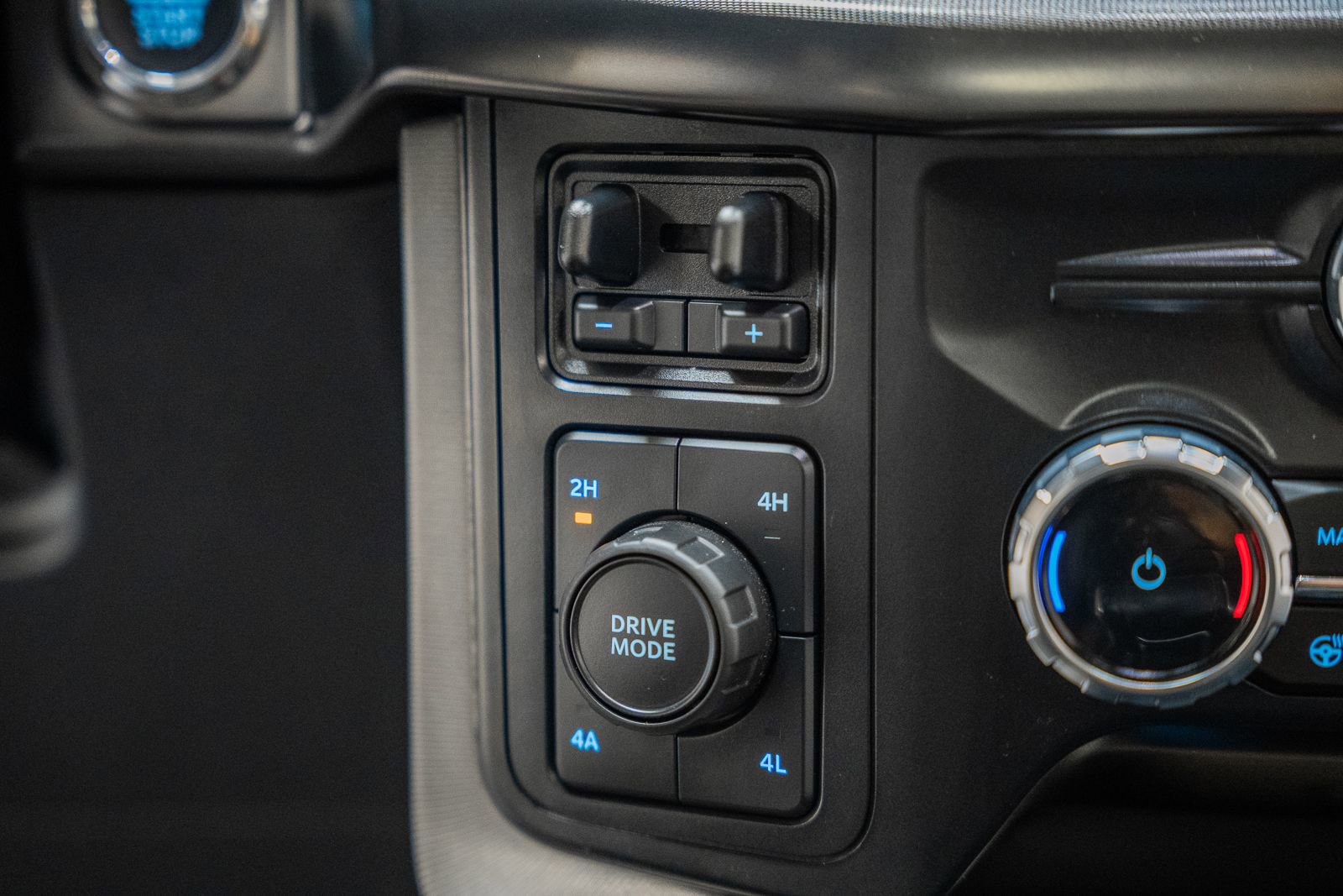 Certified 2023 Ford F150 Platinum image 33