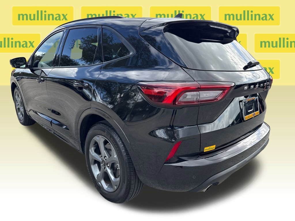 Certified 2024 Ford Escape ST-Line w/ Tech Pack #1 image 4