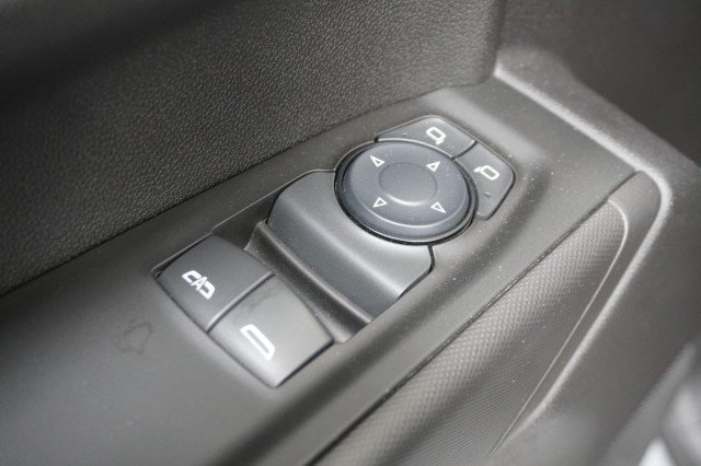 Used 2025 GMC Sierra 1500 Pro w/ Pro Value Package AWD/4WD image 17