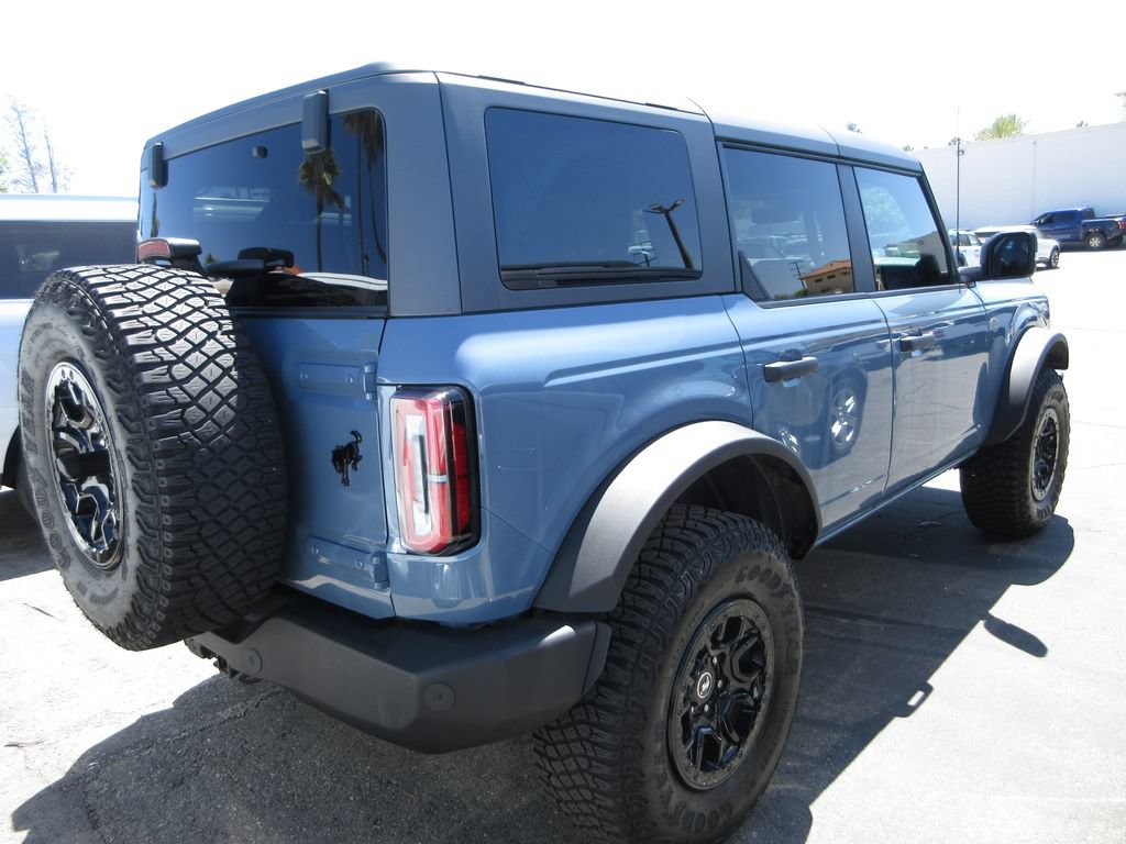 Certified 2024 Ford Bronco Wildtrak AWD/4WD image 3