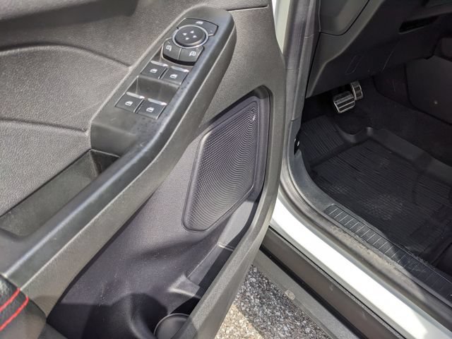 Certified 2024 Ford Escape ST-Line w/ Tech Pack #1 AWD/4WD image 22