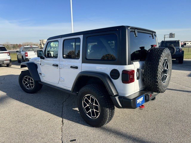 Used 2024 Jeep Wrangler Rubicon image 3