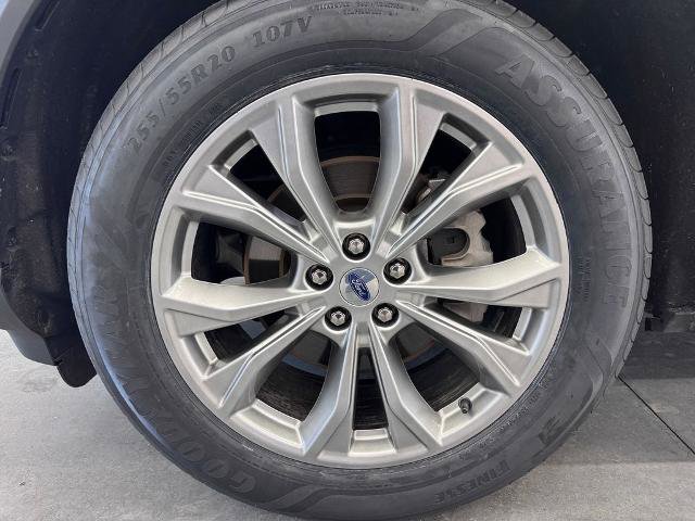 Certified 2023 Ford Explorer XLT w/ Equipment Group 202A AWD/4WD image 9