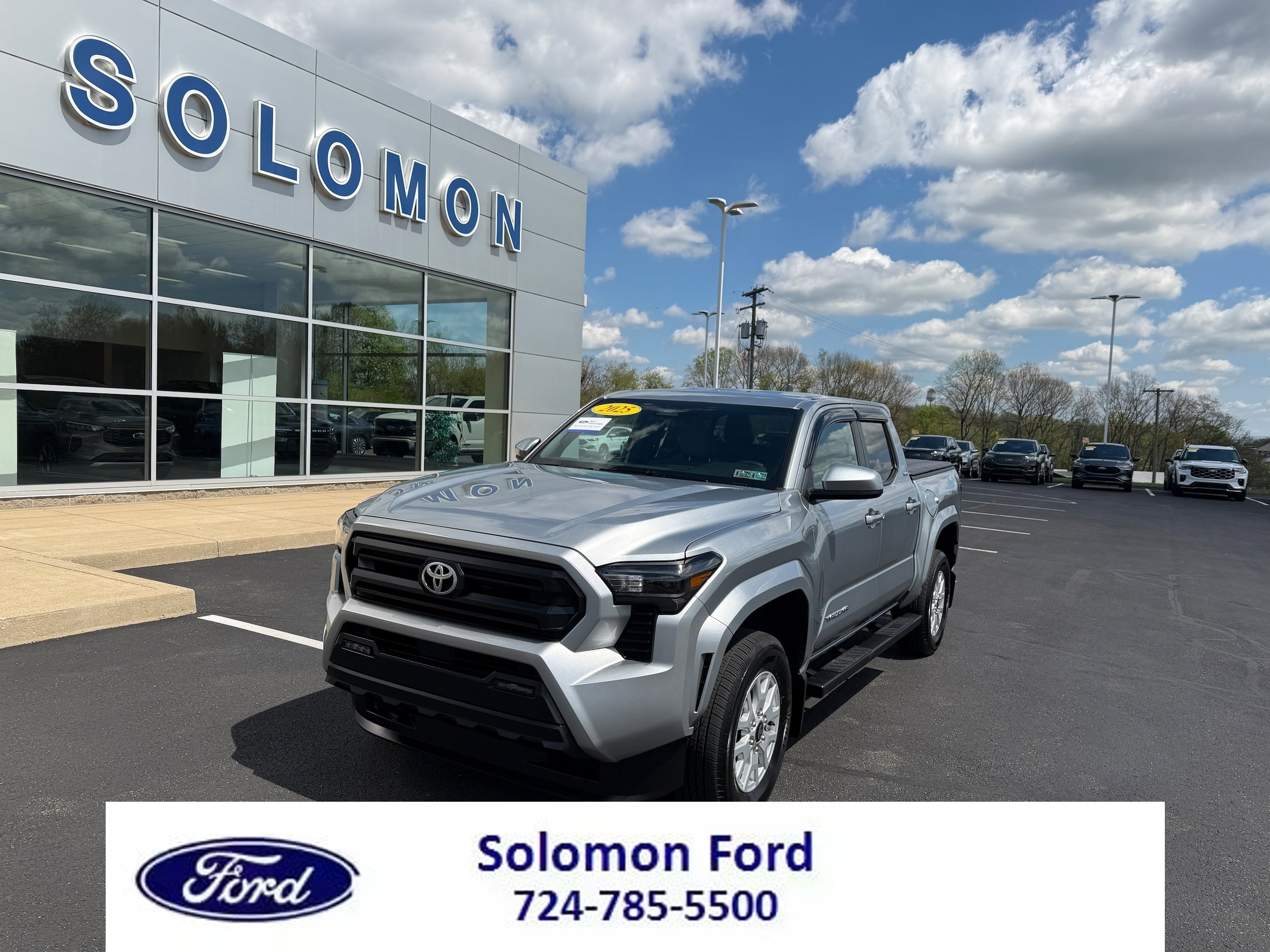 Used 2025 Toyota Tacoma SR5 AWD/4WD video 1