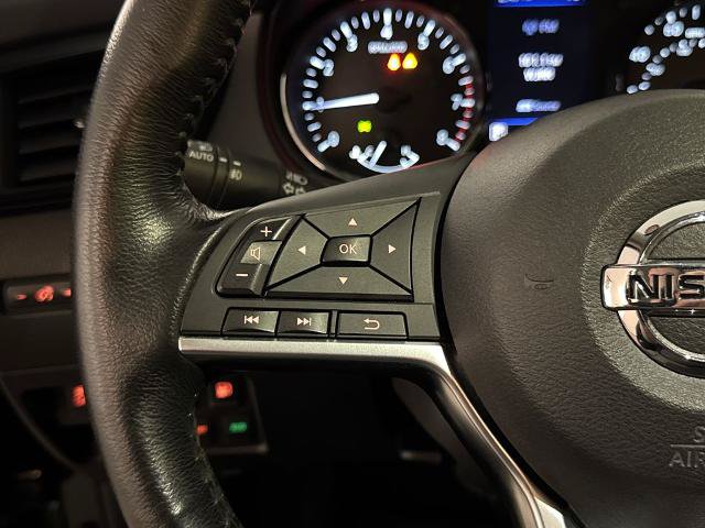 Used 2018 Nissan Rogue SL w/ Premium Package FWD image 21