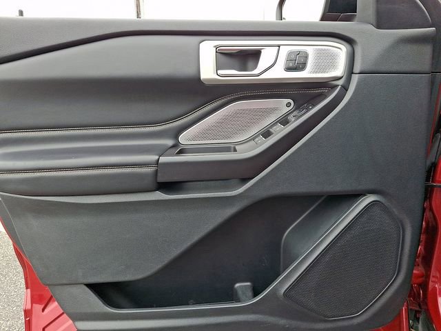Certified 2020 Ford Explorer ST w/ ST Street Pack image 13