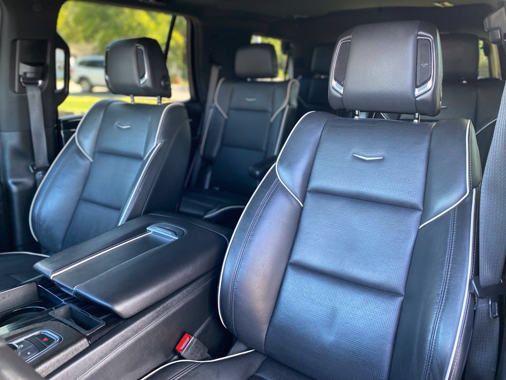 Used 2022 Cadillac Escalade Sport w/ Touring Package AWD/4WD image 12
