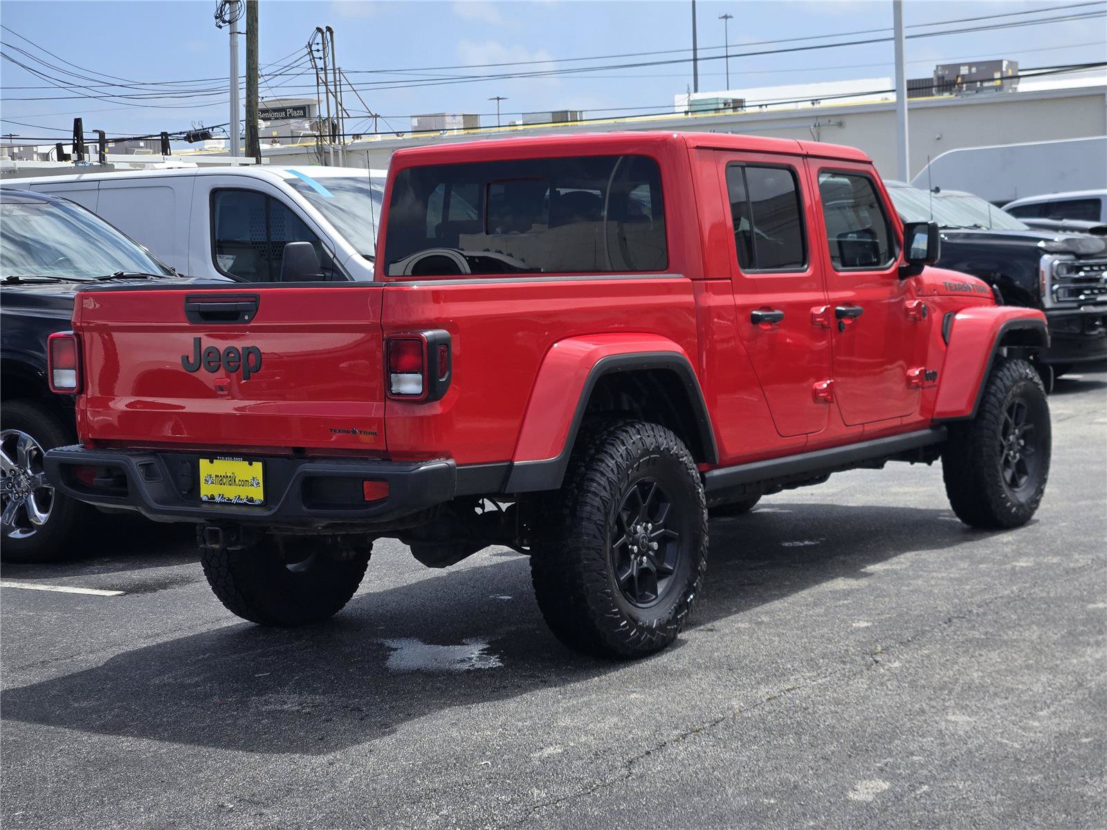 Used 2024 Jeep Gladiator Sport AWD/4WD image 8
