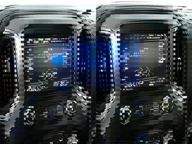 Used 2021 GMC Sierra 3500 Denali w/ Denali Ultimate Package image 21