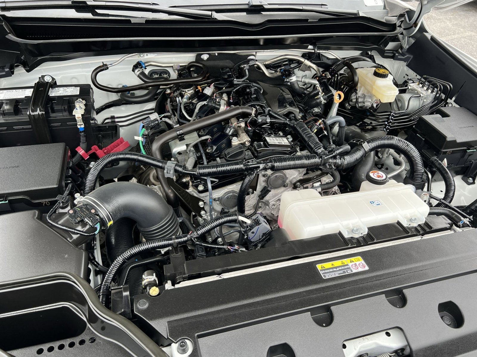Used 2024 Toyota Tacoma SR RWD image 34