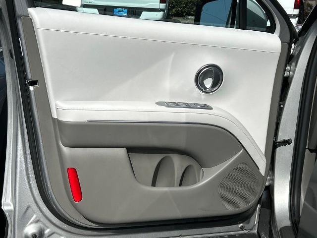 Used 2026 Hyundai Palisade SEL FWD image 17