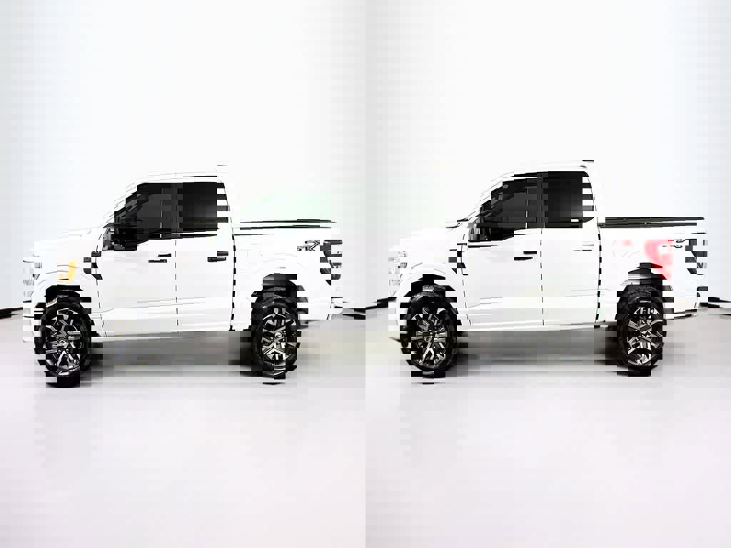 Certified 2022 Ford F150 XL w/ STX Appearance Package image 3