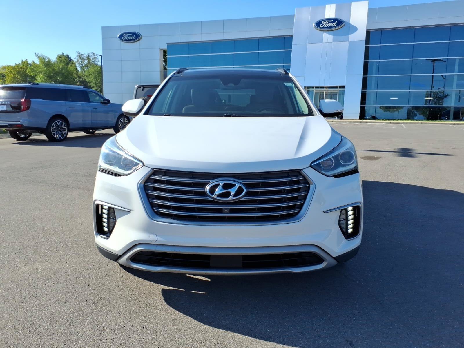 Used 2019 Hyundai Santa Fe XL FWD image 8