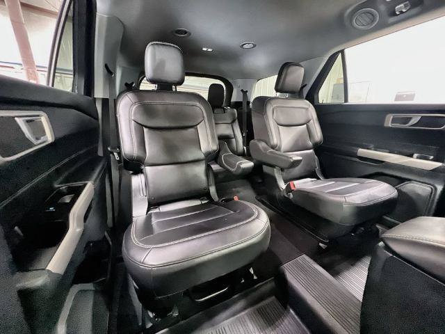 Certified 2023 Ford Explorer XLT w/ Equipment Group 202A AWD/4WD image 23