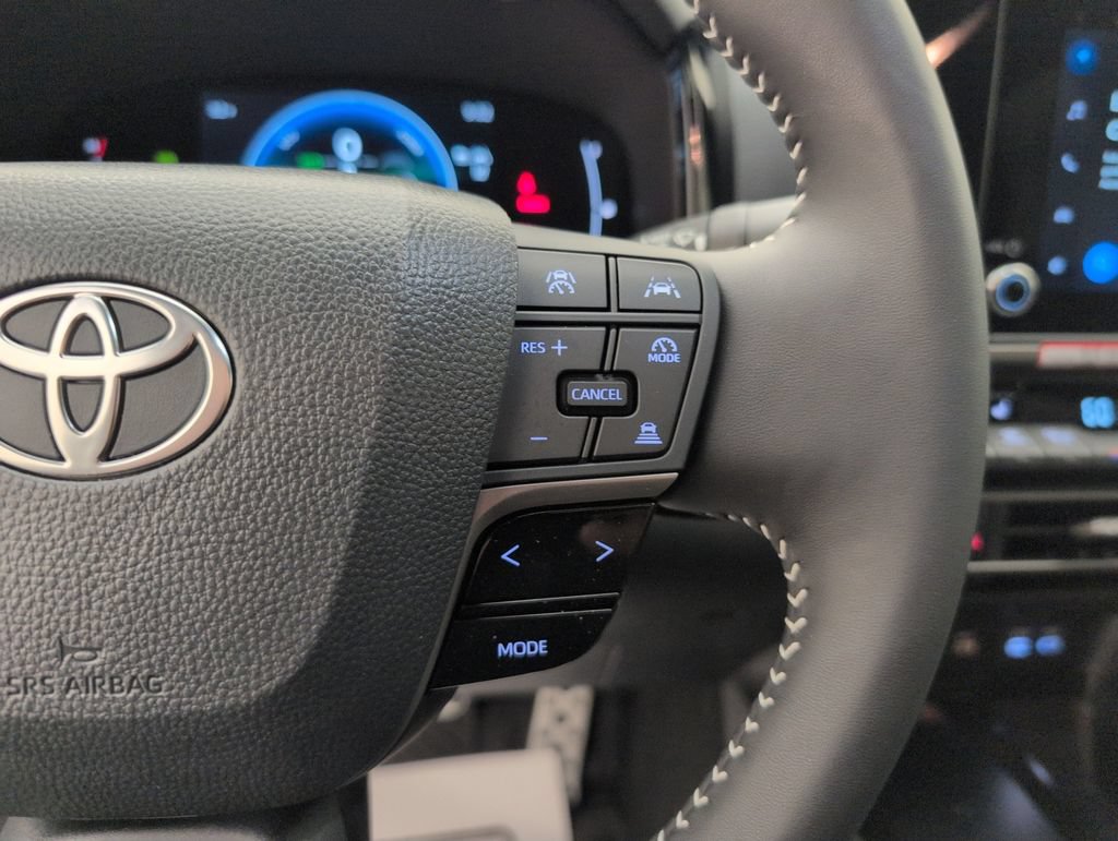 Used 2026 Toyota Camry SE w/ Convenience Package FWD image 36