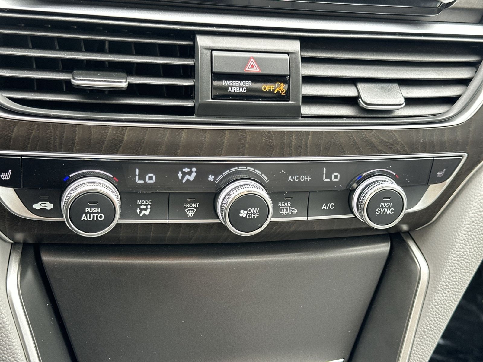 Used 2018 Honda Accord EX-L image 22