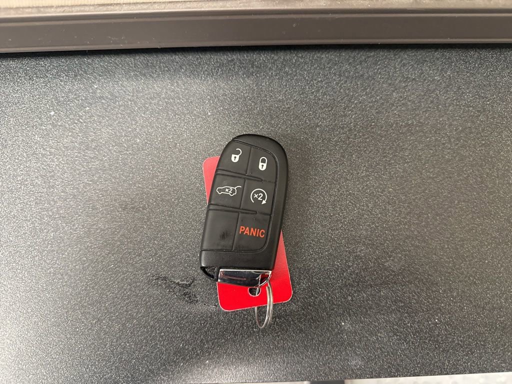 Used 2022 Jeep Compass Latitude image 36