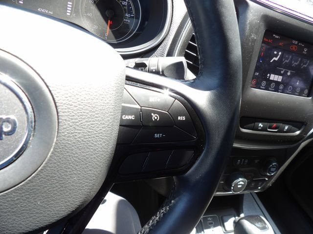 Used 2021 Jeep Cherokee Latitude Plus AWD/4WD image 20