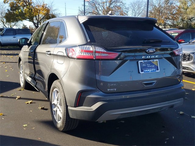 Certified 2024 Ford Edge SEL w/ Convenience Package image 2
