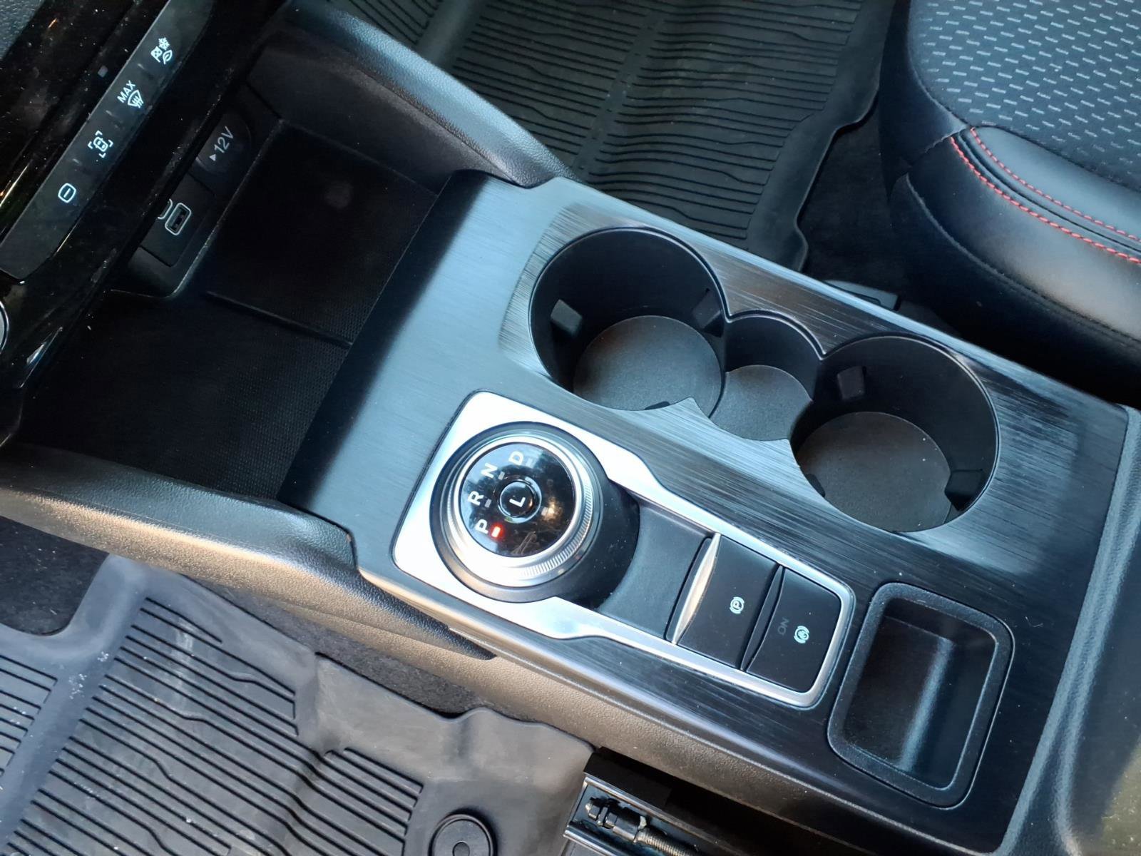 Certified 2025 Ford Escape ST-Line Select w/ Tech Pack #1 image 23