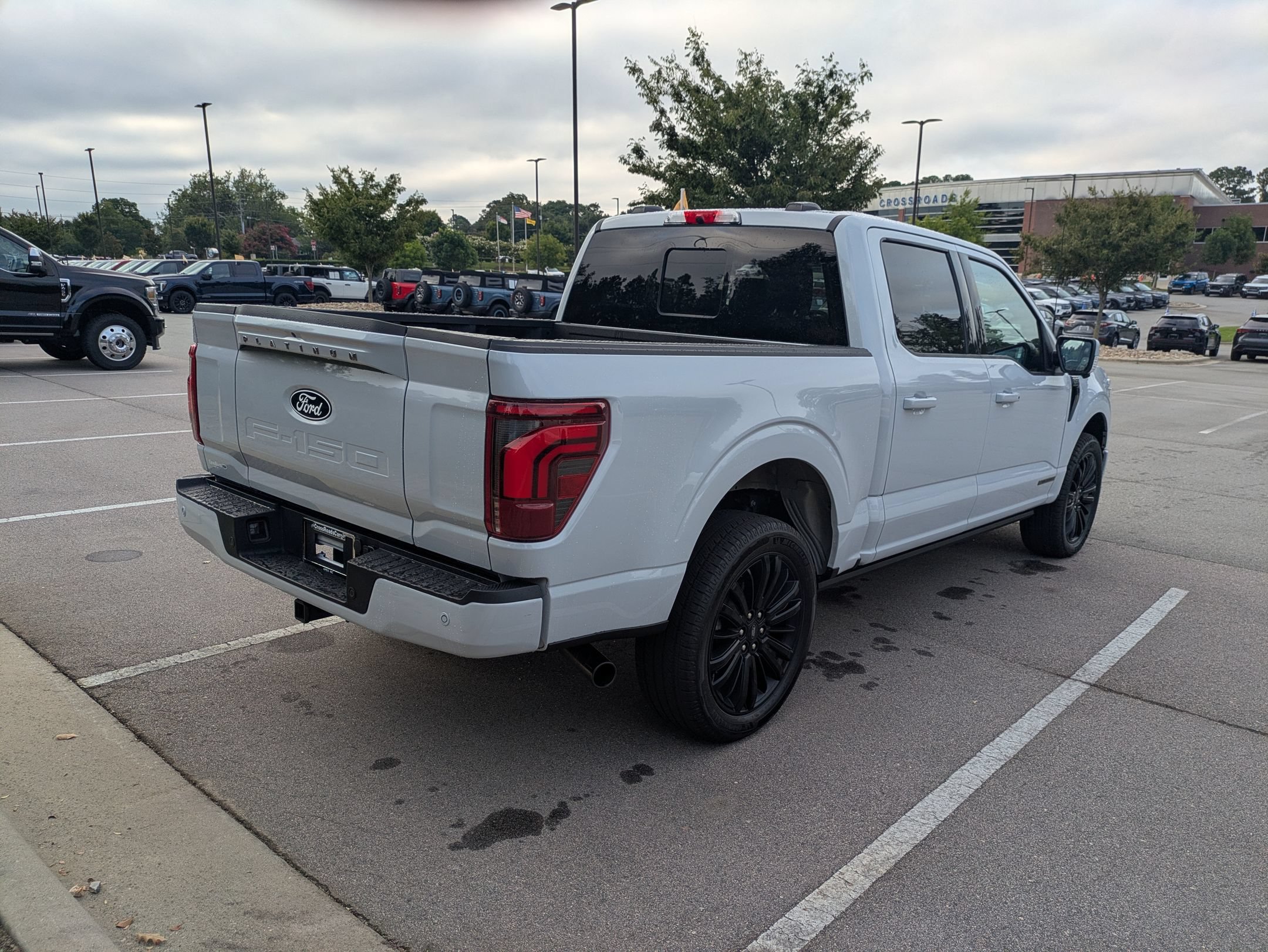 Certified 2025 Ford F150 Platinum w/ Equipment Group 702A High AWD/4WD image 4