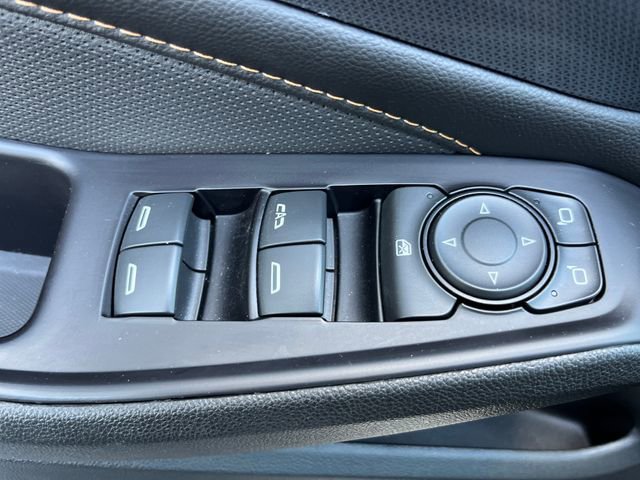 Used 2019 Chevrolet Traverse Premier w/ Driver Confidence II Package FWD image 27