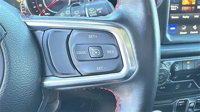 Used 2021 Jeep Wrangler Unlimited Rubicon w/ Xtreme Recon 35" Tire Package image 25