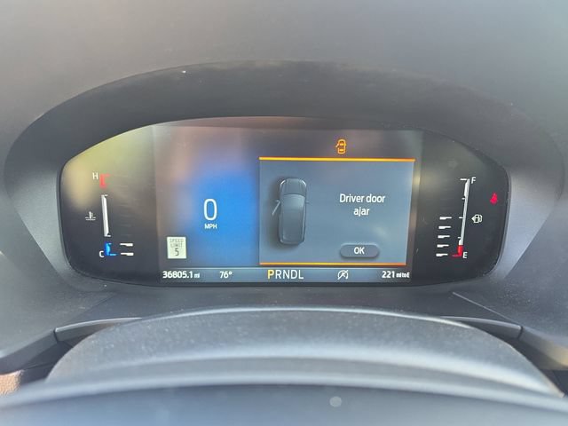 Certified 2023 Ford Escape ST-Line w/ Tech Pack #1 AWD/4WD image 17