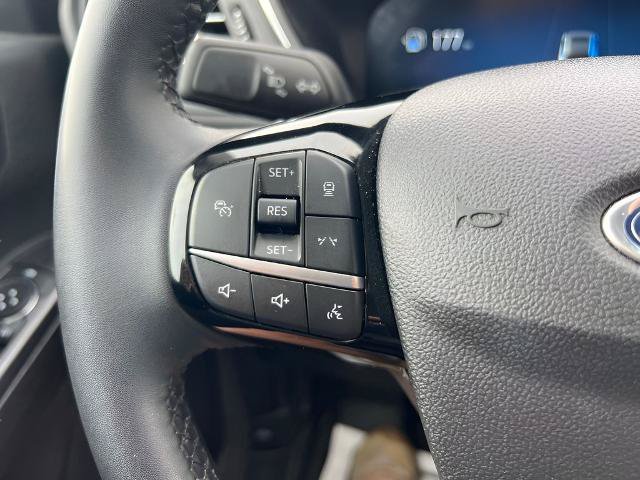 Certified 2023 Ford Escape Platinum AWD/4WD image 29