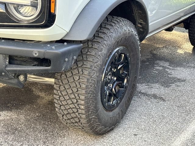 Certified 2024 Ford Bronco Wildtrak AWD/4WD image 6