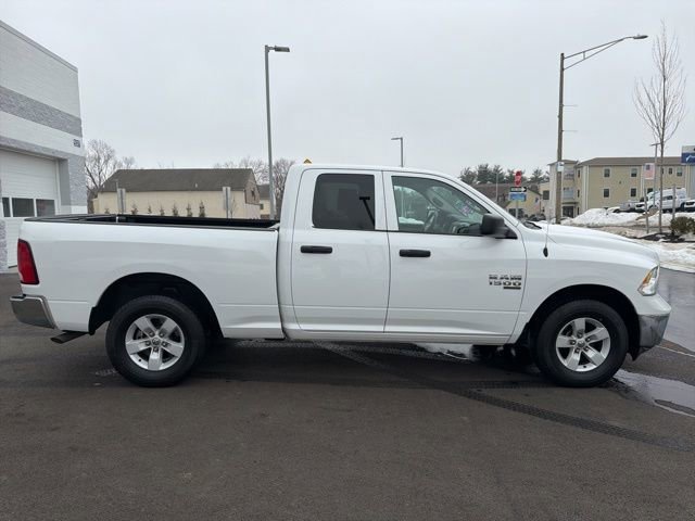 Used 2024 RAM 1500 Classic SLT image 3