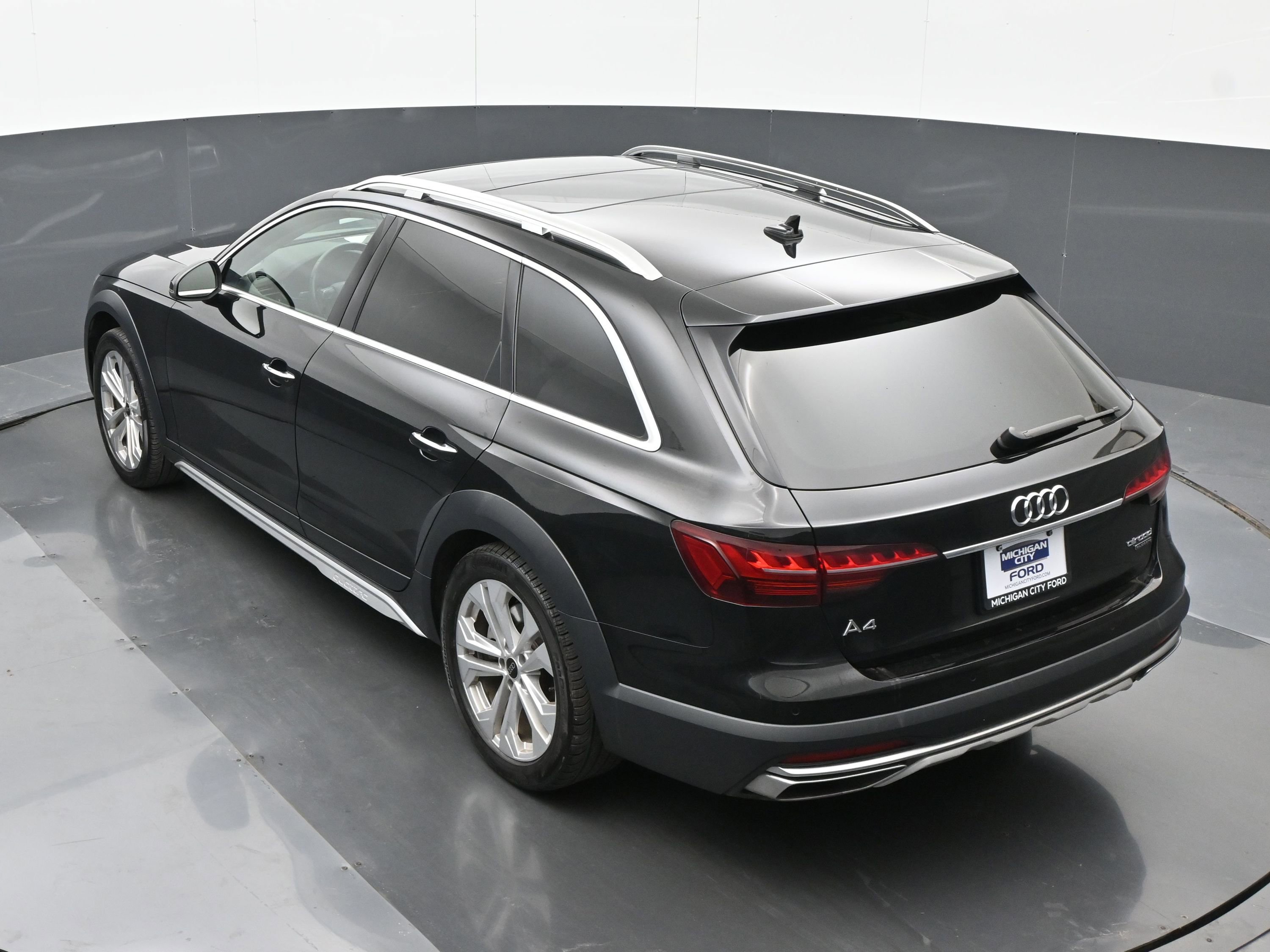 Used 2023 Audi A4 2.0T allroad Premium Plus w/ Premium Plus Package AWD/4WD image 28