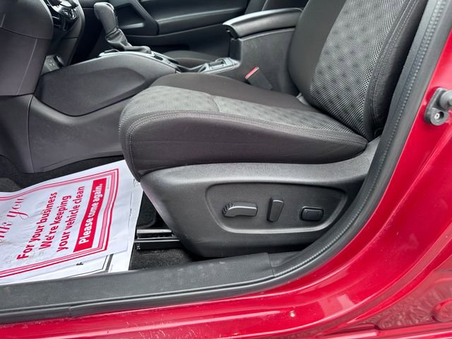 Used 2022 Nissan Rogue Sport SV FWD image 11